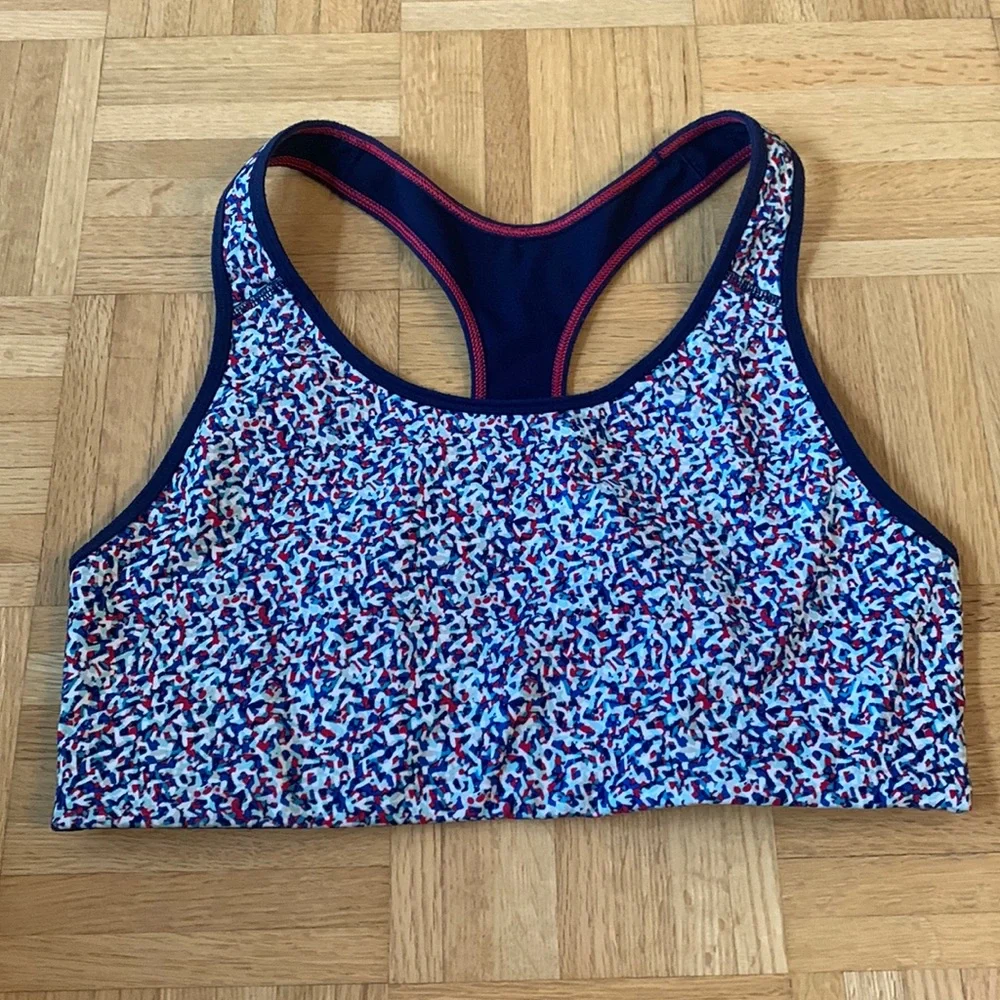 Old navy pattered go dry sports bra - Picture 1 of 3